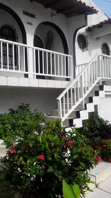 B&B Grand Royal Inn 바랑키야 외부 사진